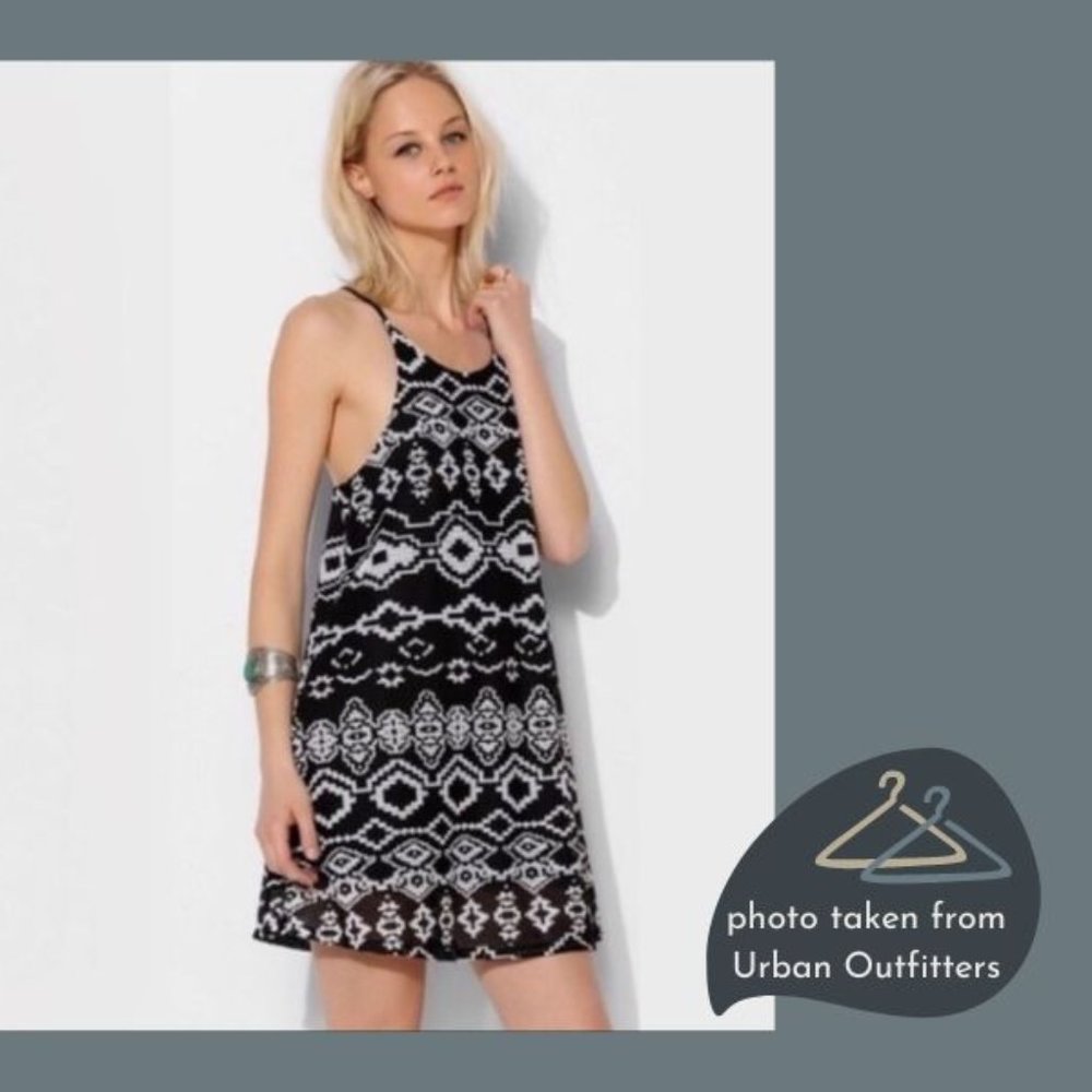 Urban Outfitters Black and White Crochet Dress Size Small